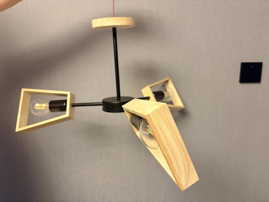 Продам люстры, в стиле минимализм