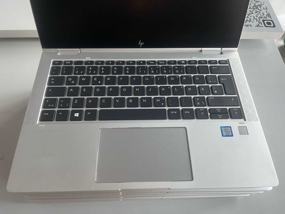 HP EliteBook x360 1030 G3 i5-8350u-8Gb ram-256Gb ssd