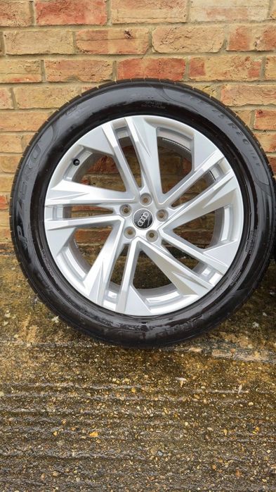 Джанти за Audi Q7 20”  с гуми Pirelli P Zero Tyres