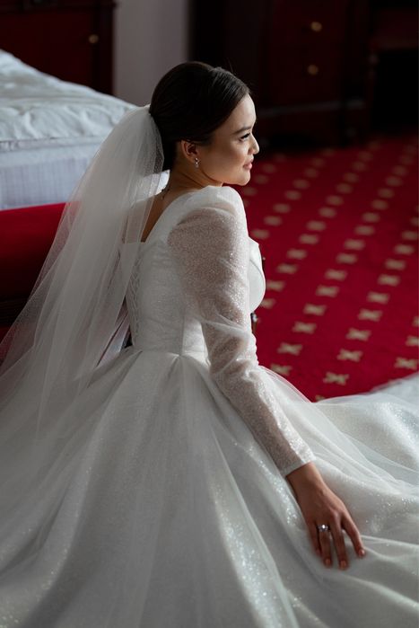 Свадебное платье