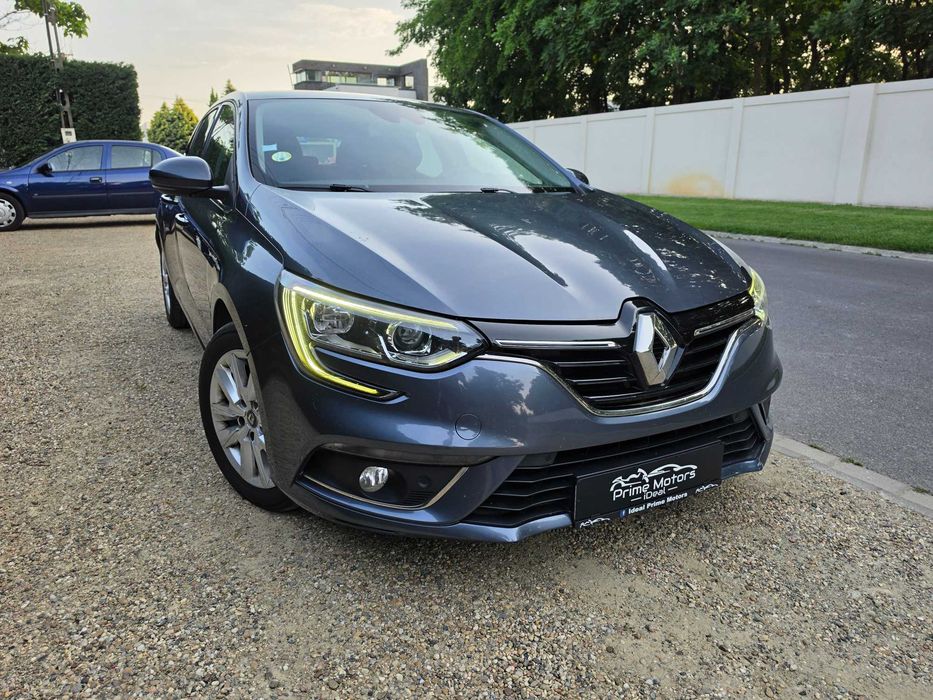 RENAULT Megane