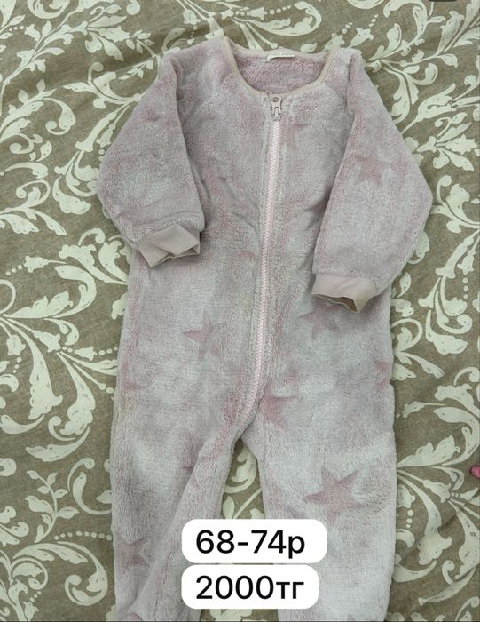 Продам детские комбинезоны