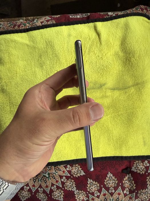 samsung s10+ 5g pamit 8.256 holati ideal iwlawi zor