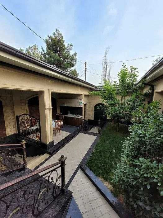 Sotiladi Евро Дом Яккасарай махаля Бог Сарай 3,5 сотки 4 уровня