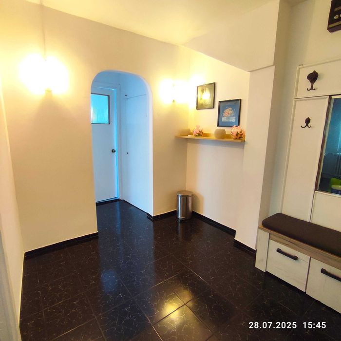 Inchiriez apartament 2 camere Gorjului Militari
