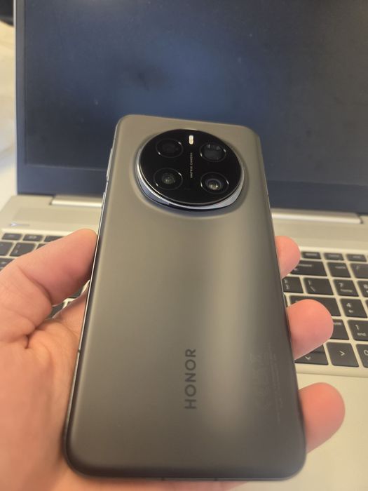 Honor magic 7 pro garanție 2027