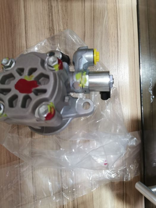 Pompa servo directie Toyota Land Cruiser J150 J155