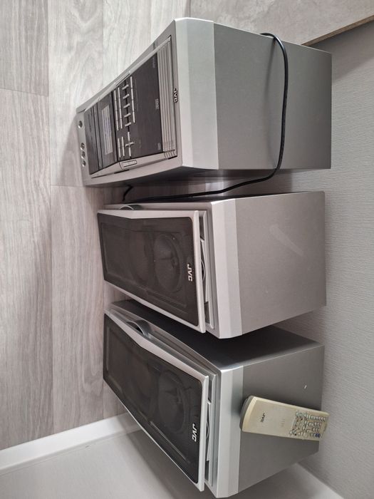 Продам музыкальный центр