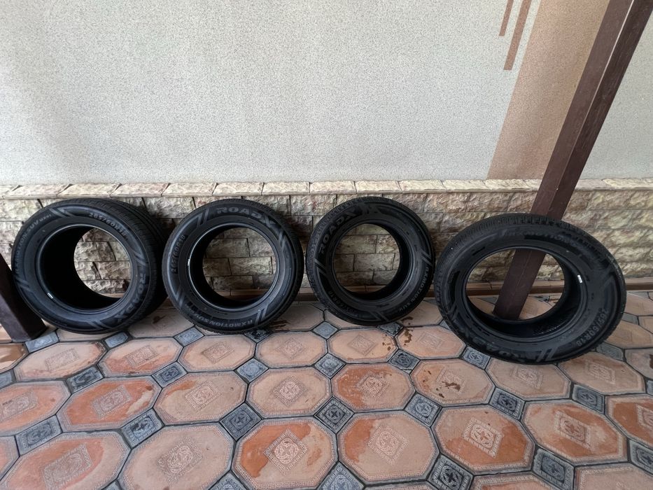 Шины RoadX летние 265/60R18