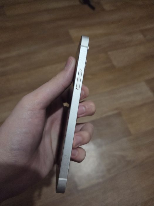 Iphone 12 64 гб в хорошем состоянии