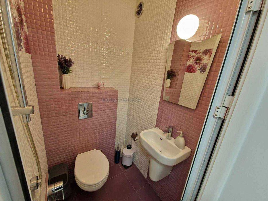 Тристаен голям апартамент с двор, ПАРКОМЯСТО, Кършияка