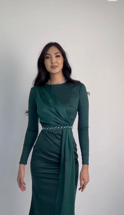 Продам платье новое