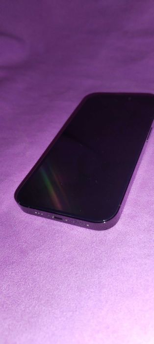 Продавам Iphone 14 pro