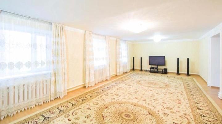 Продам двухэтажный коттедж с доходом