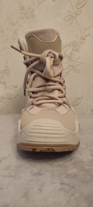 Продам ботинки берцы