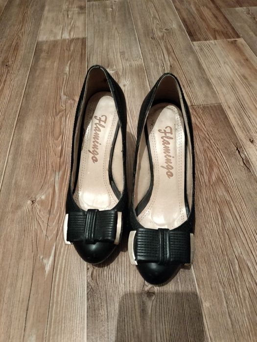 Туфли за 1000 тенге