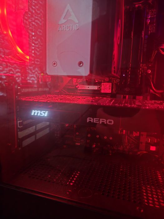Gtx 1070 întreținută si in condiție excelenta