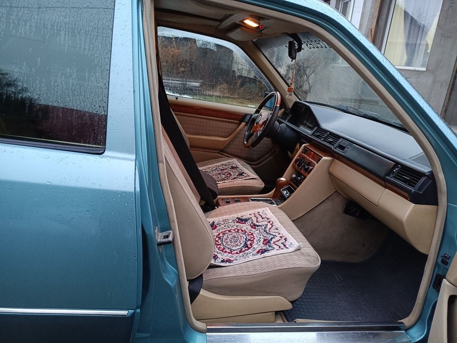 Мерседес230 2.3 автомат