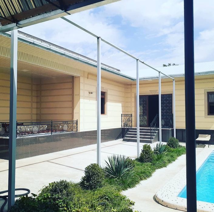 Продаётся дом(дача) в чарваке на 400кв.м