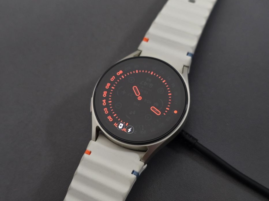 Galaxy watch 7 40mm Cream