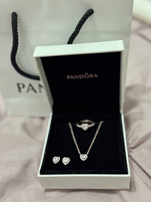 Set Pandora Placat cu aur roz si inimioara transparenta