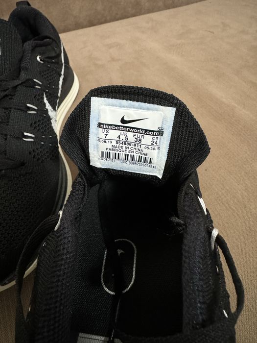 Nike Flyknit Lunar 1