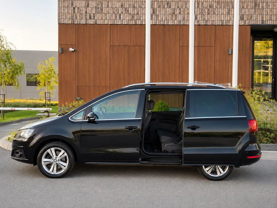 Seat Alhambra Rar Efectuat • Service nou • Panorama • Uși electrice