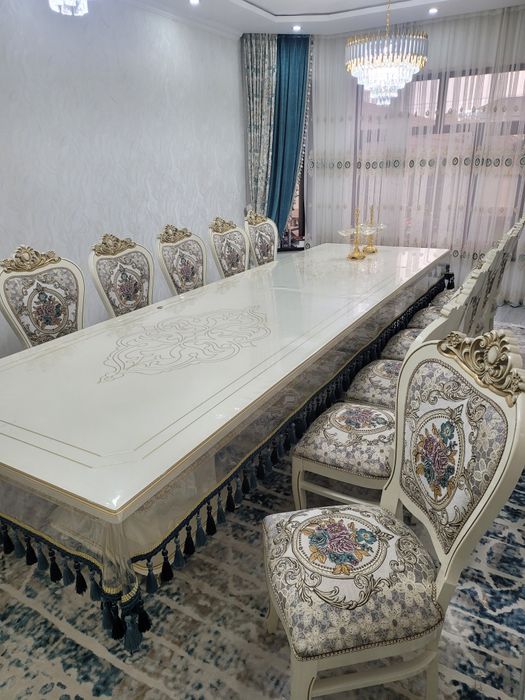 Стол и стулья 12шт