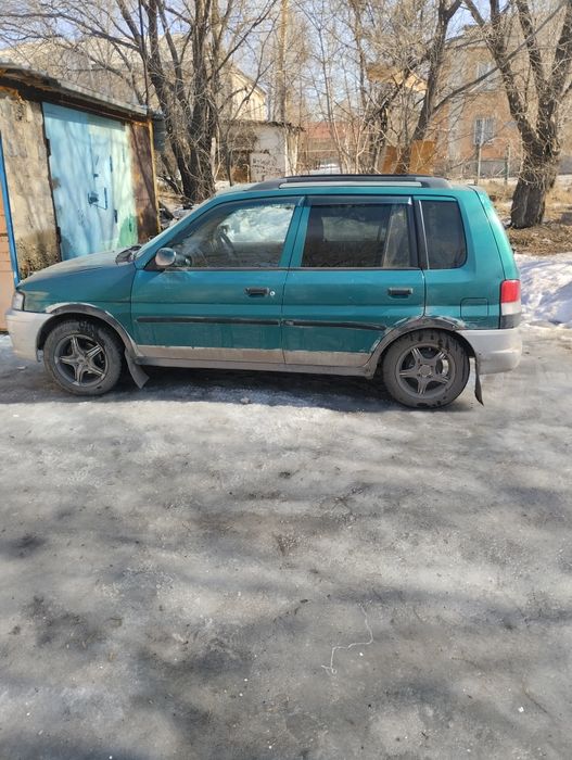 Мазда Демио 1997 года