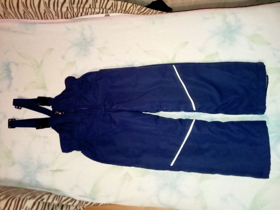 Комбинезон зимний на девочку