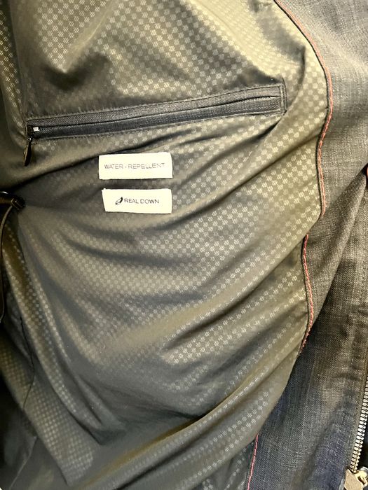 Продам пуховик мужской bugatti