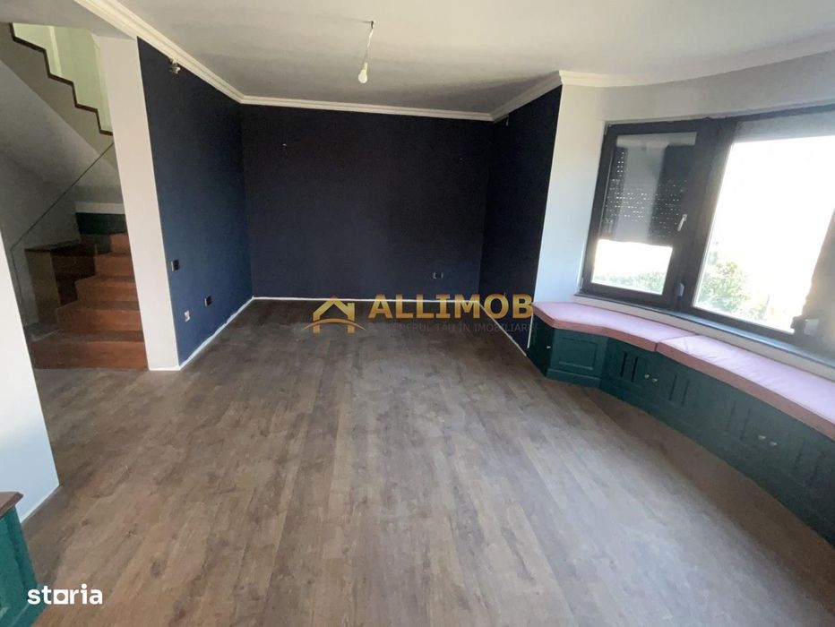 Eleganta la malul lacului- Vila premium cu ponton privat.