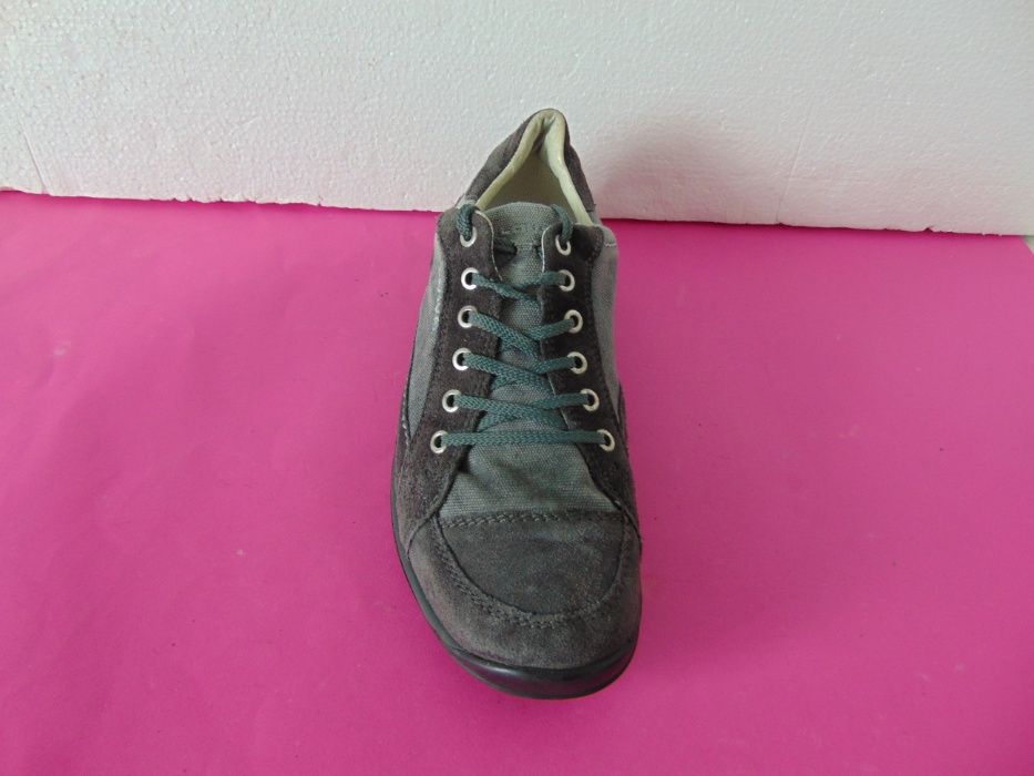 Lowa номер 44 1/2 Оригинални  обувки