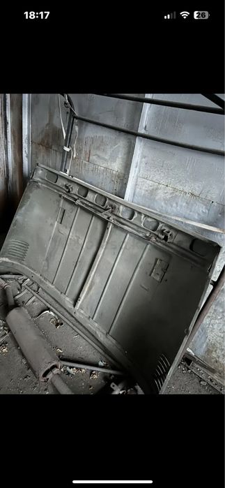 Уаз в раборанном состоянии