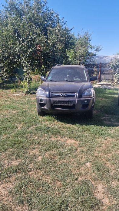 Dezmembrez hyundai tucson