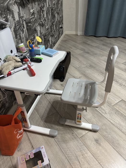 Стол и стул для школьника