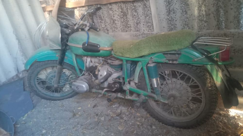 Урал на ходу есть люлька