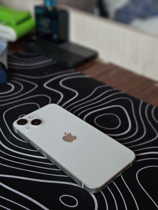 iPhone 13 128гб Белый