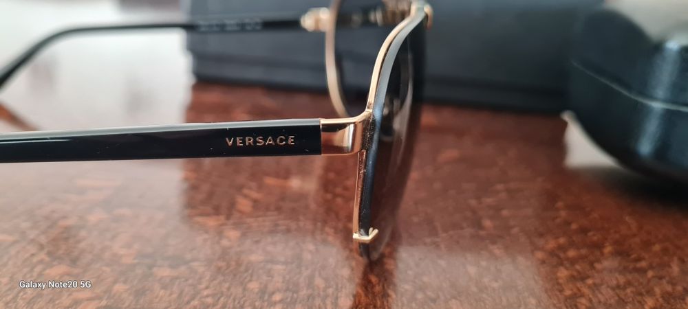 Слънчеви очила Versace