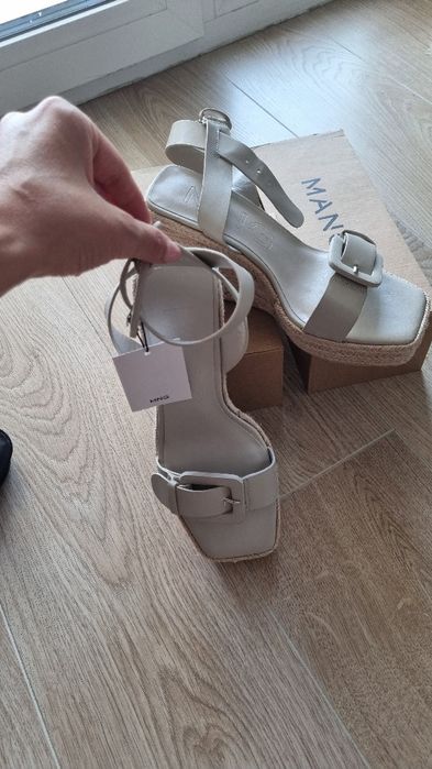 Манго-сандали на платформа,модерни и удобни