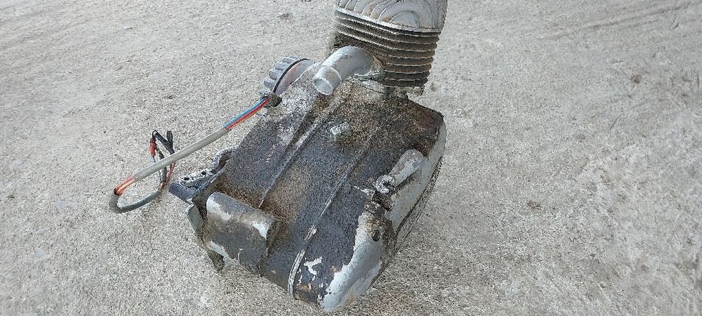 Motor moped Metrom recondiționat în Italia, complet – ideal restaurare / piese