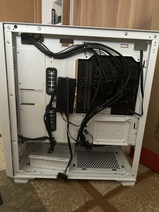 Pc gaming(nu contine sursa si memorii)