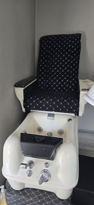 Продам педикюрное кресло