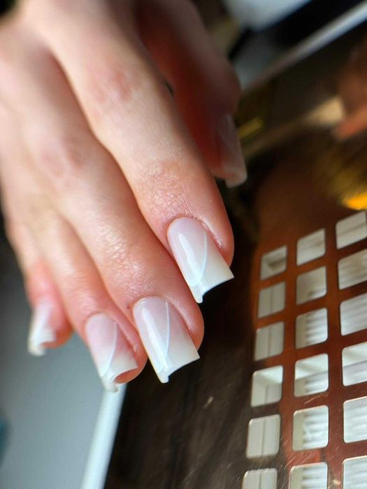 pun unghii cu gel Dristor