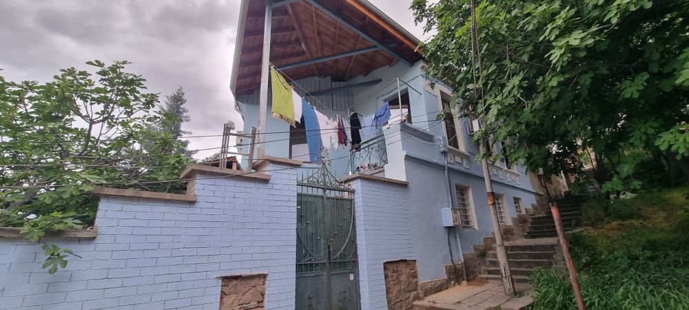 Продава се Къща в Пловдив, Център - 146 кв.м за 2398 €/кв.м - Снимка #4