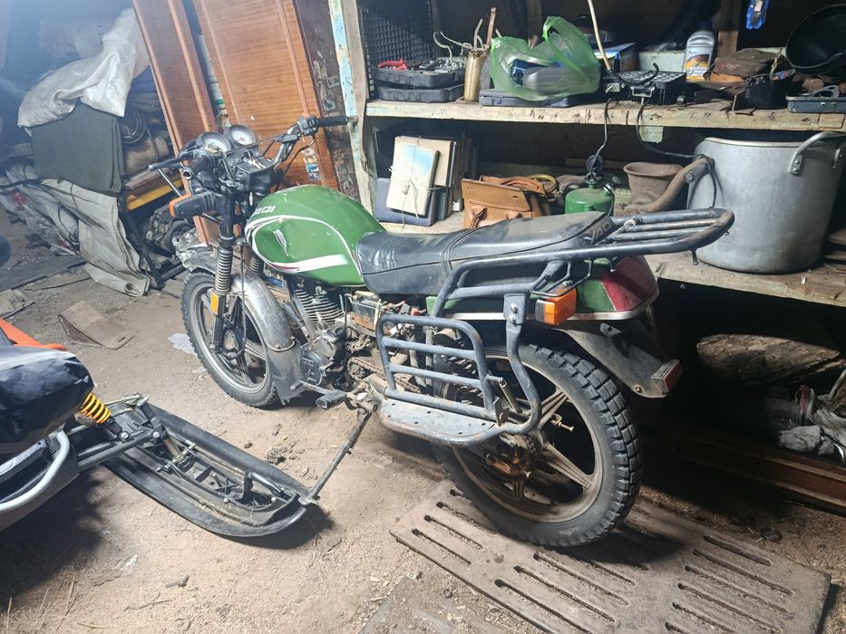 Мотоцикл ЯКИ 200 продам