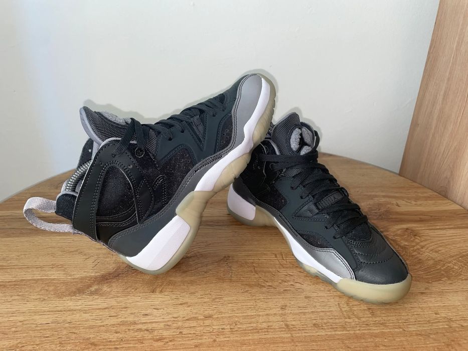 Încălțăminte Nike Air Jordan nr 36,5