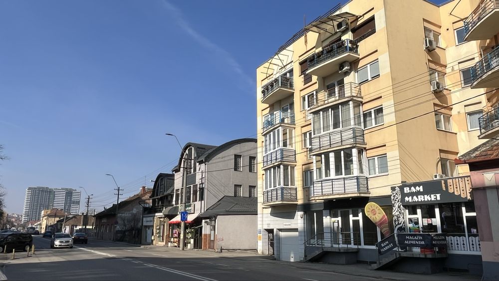 Spatiu comercial stradal 166 mp, vitrina 8 ml, ideal retail, farmacie.