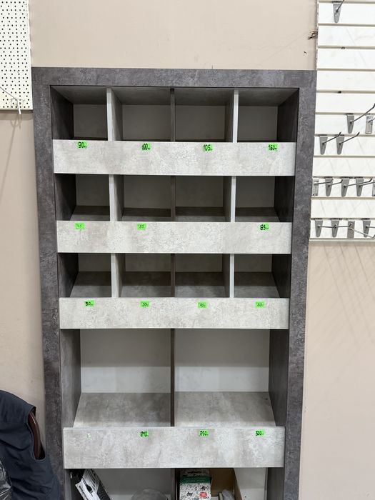 Продам торговую мебель