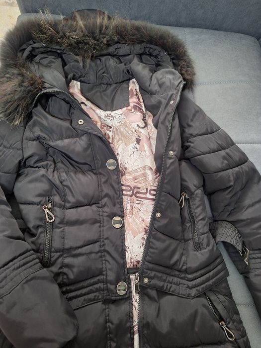 Тёплая зимняя куртка